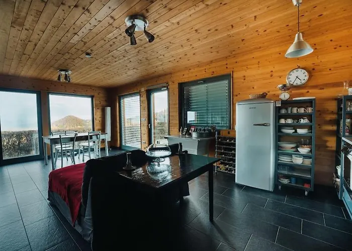 別荘 Private Near Ljubljana Škofja Loka